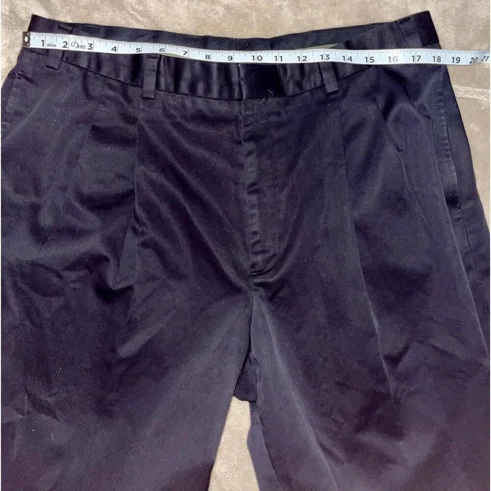 L.L. Bean Men's Navy Cuffed Pleated Dress Pants Size 38